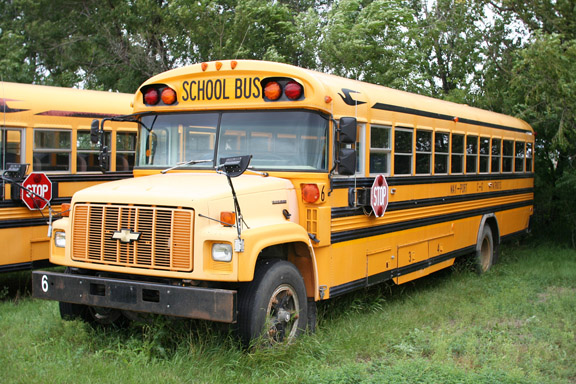 yellow school bus