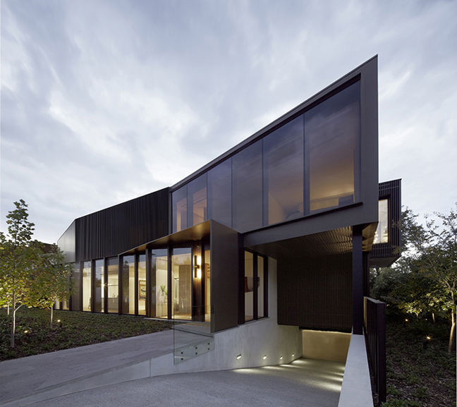 ShroudedH2 ShroudedH2 The Incredible Shrouded House Of Melbourne, Australia Will Make You Hate Your Own Home