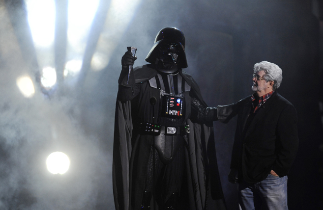 "Darth Vader" accepts the Ultimate Villain award from "Star Wars