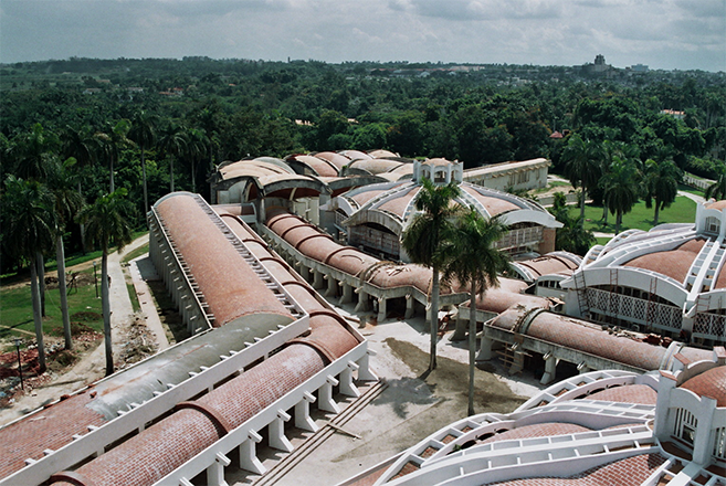 Cuba's National Ballet and Arts Schools by Che Guevara