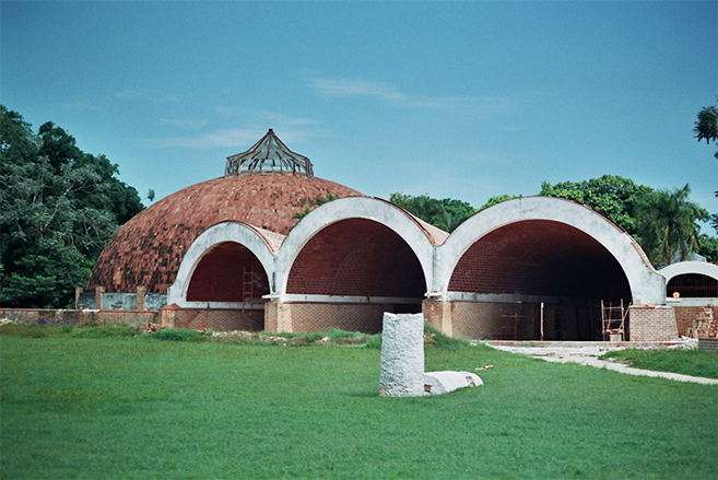 Cuba's National Ballet and Arts Schools by Che Guevara