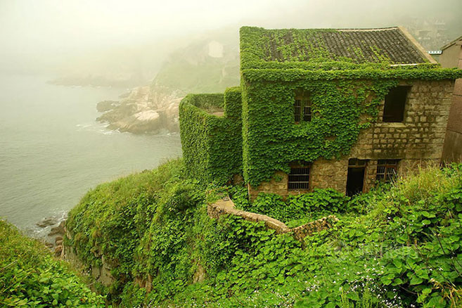 The abandoned Chinese fishing village of Houtou Wan on Gouqi Island