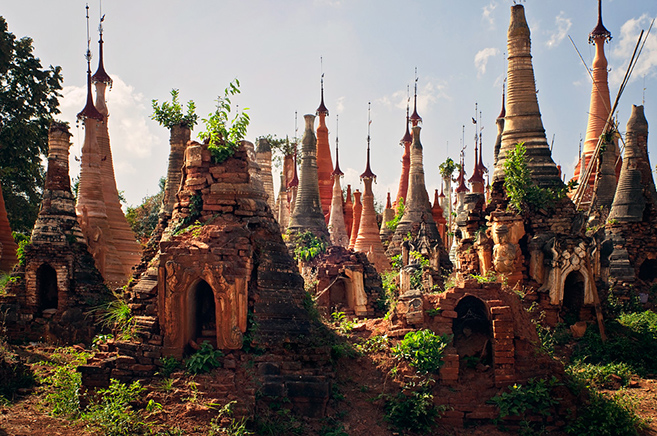 Myanmar's Abandoned Pagoda Forest Of Nyaung Ohak and Shwe Inn Thein