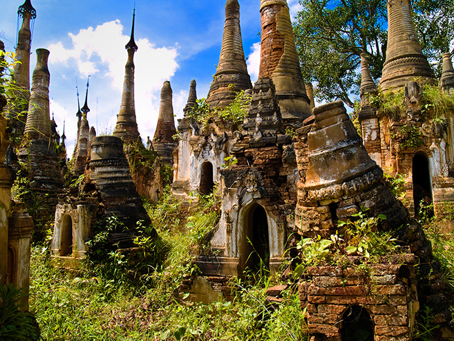 Myanmar's Abandoned Pagoda Forest Of Nyaung Ohak and Shwe Inn Thein