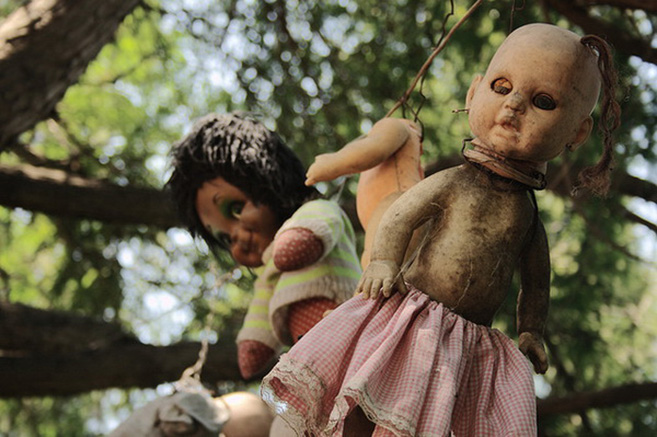 Mexico City's Island Of The Dolls (Isla De Las Munecas)