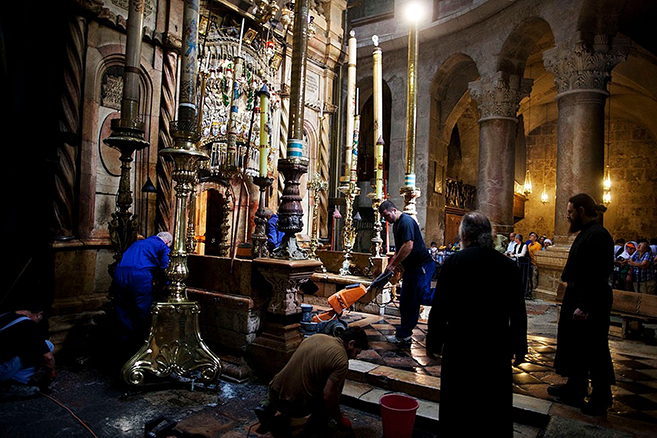 Inside the Cave Tomb of Jesus Christ