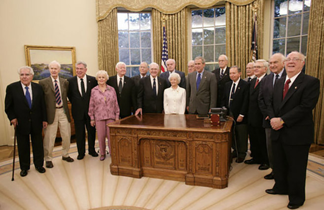 The Amazing Origin Story Of The President S Resolute Desk